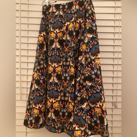 Eva Franco Midi Animal Print Skirt — Size 4 - Picture 1 of 4